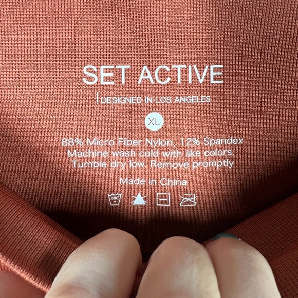 Set Active Orange High Rise Seamless Bike Shorts - Picture 2 of 4